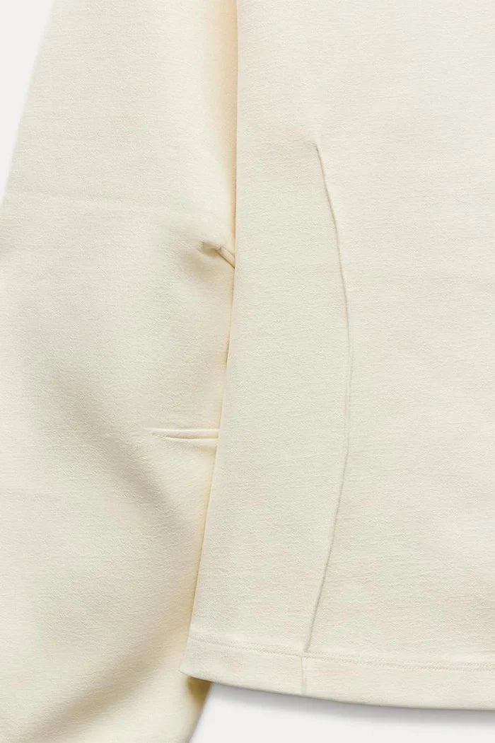 TAILORED INTERLICK TOP