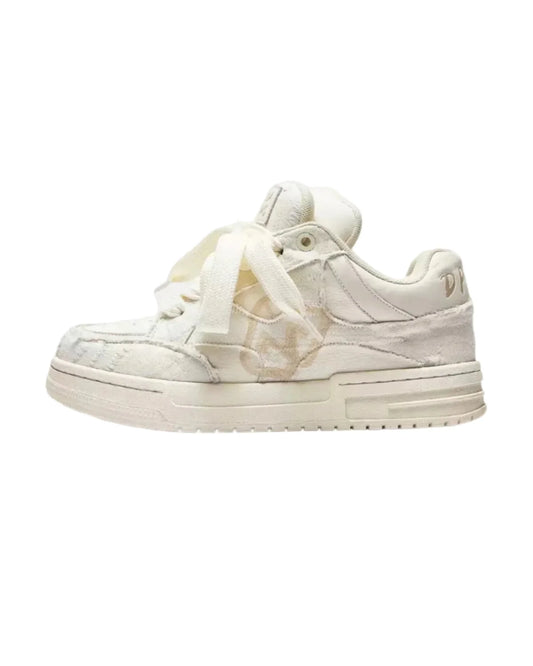 PATCH LOW SNEAKER