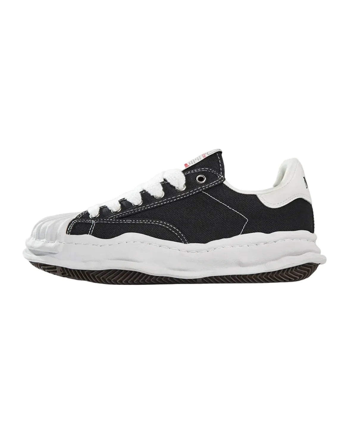 WAVE SOLE CANVAS SNEAKER